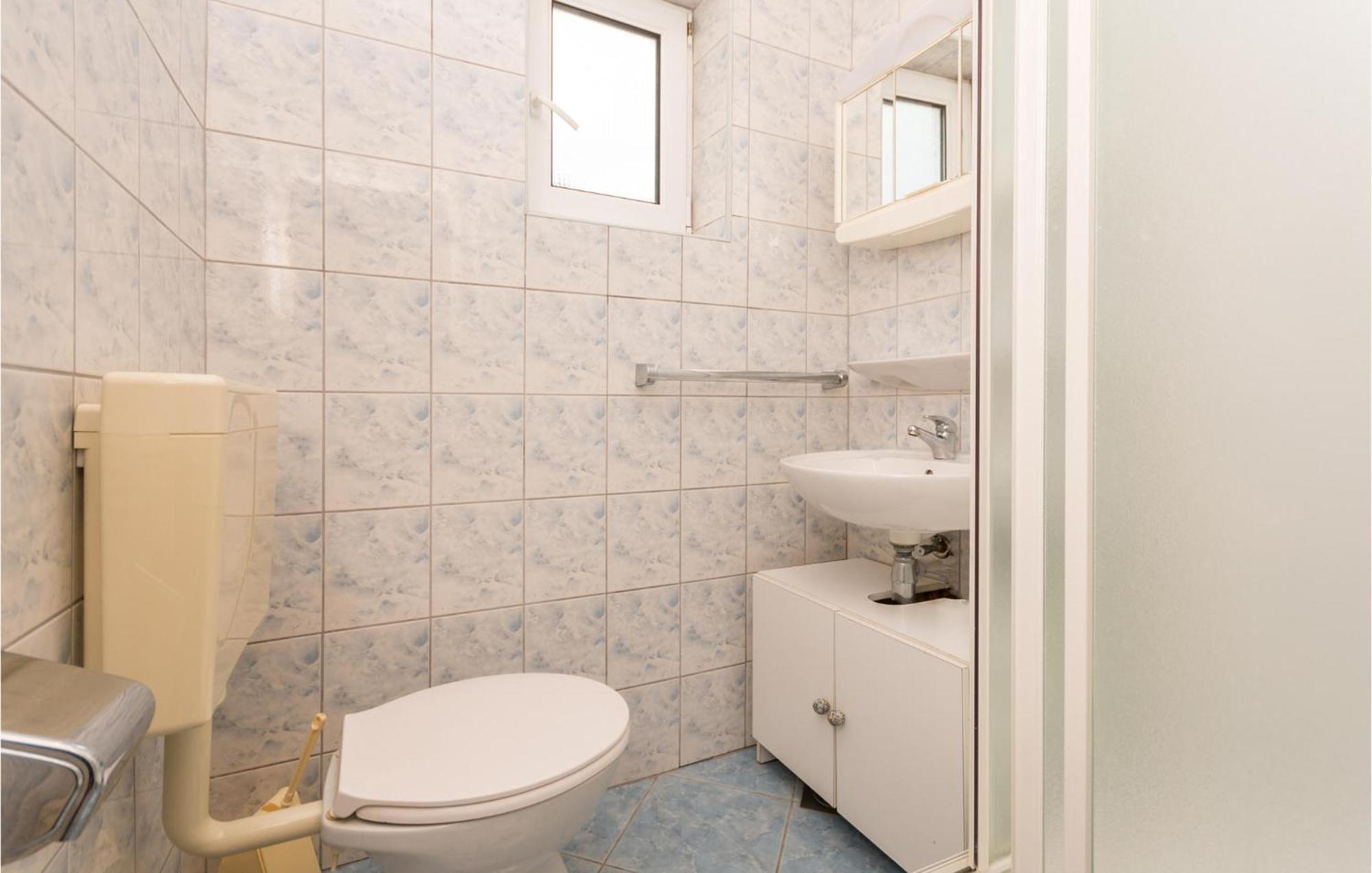Awesome Apartment In Sveti Filip I Jakov W/ 1 Bedrooms Sveti Filip i Jakov Exterior foto