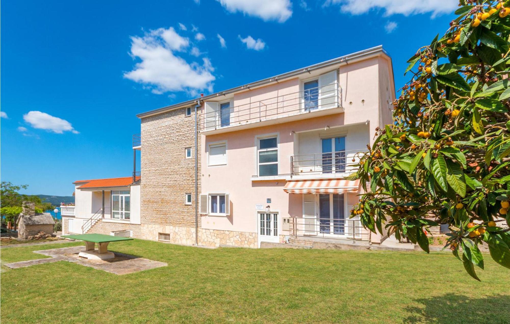 Awesome Apartment In Sveti Filip I Jakov W/ 1 Bedrooms Sveti Filip i Jakov Exterior foto